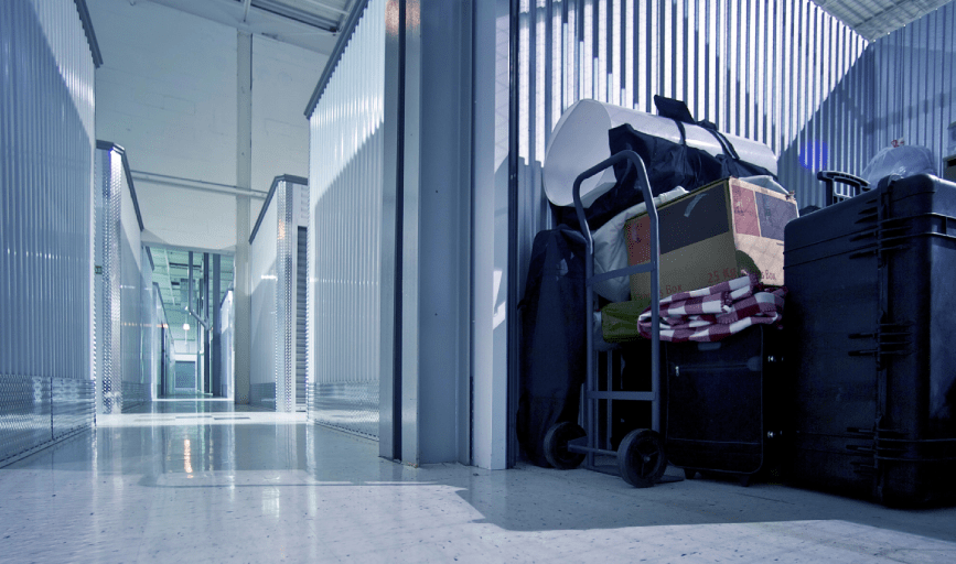 STORAGE UNIT CLEANOUT