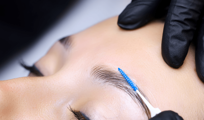 EYEBROW LAMINATION