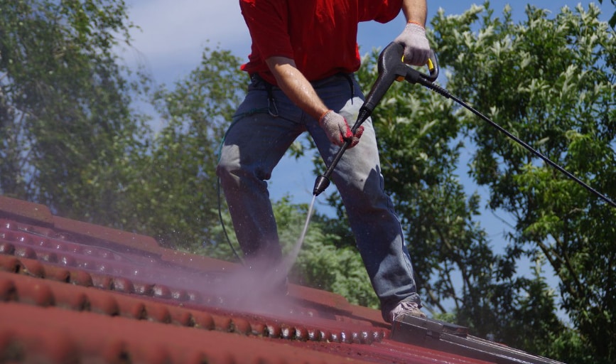 ROOF CLEANING