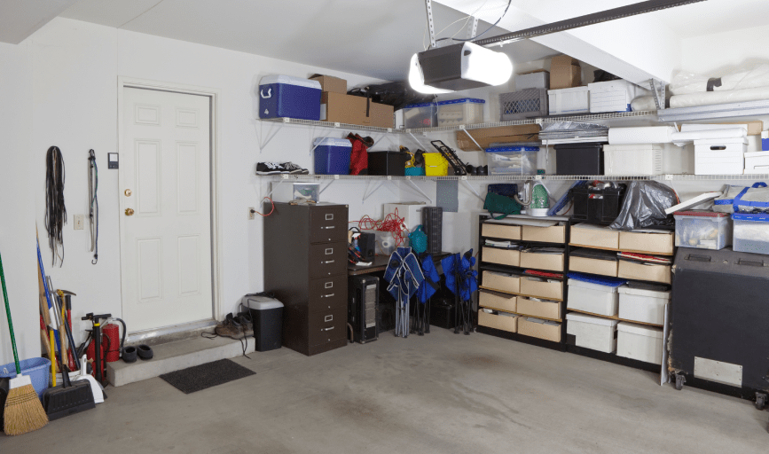 DECLUTTERING SERVICES