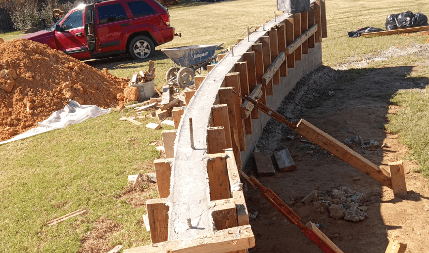 CONCRETE RETAINING WALLS