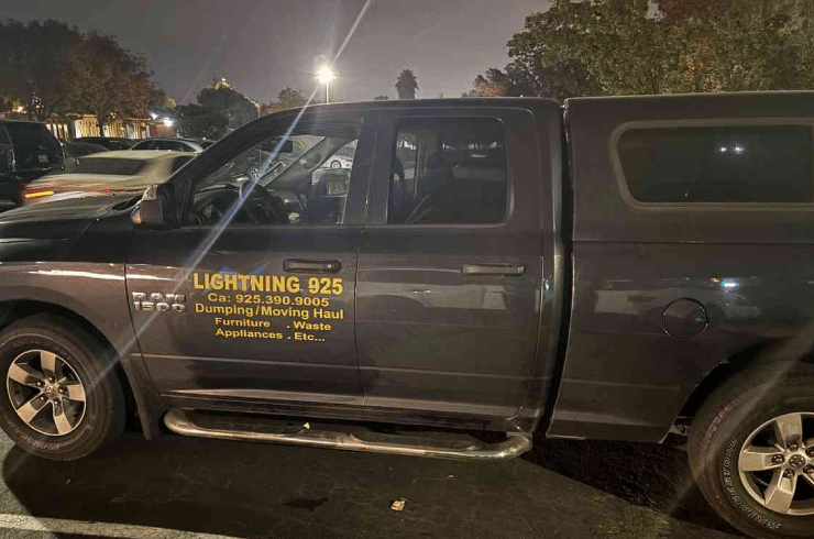 Lightning 925 Junk Haul Removal