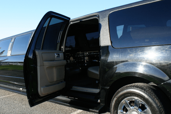 Supremos Personal Driver & Taxi