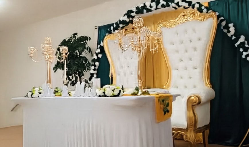 Throne Chair Rental