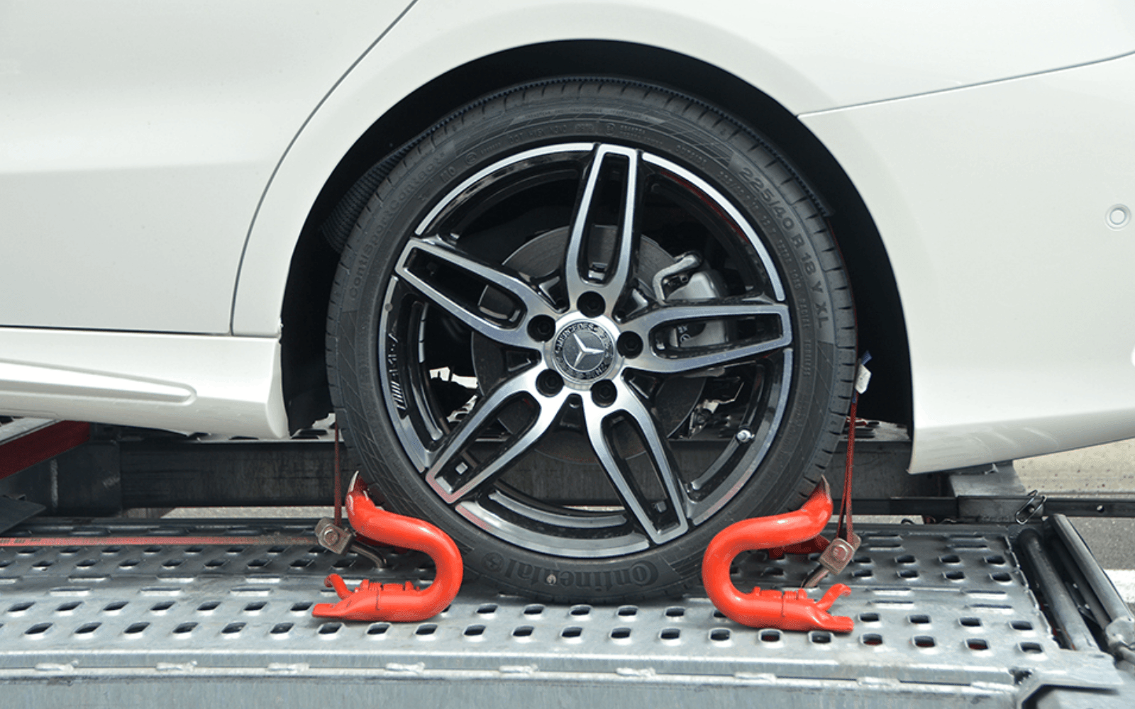 24 Hour Towing Services