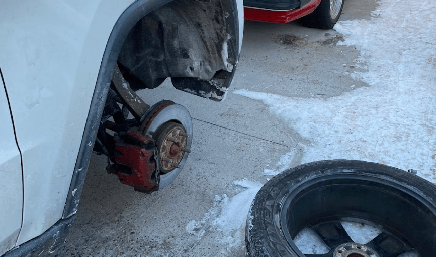 TIRE CHANGE