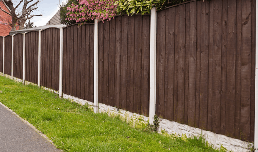 WALNUT FENCE BOARD INSTALLATION