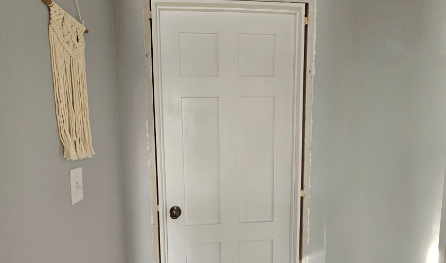 DOOR INSTALLATION & REPAIR
