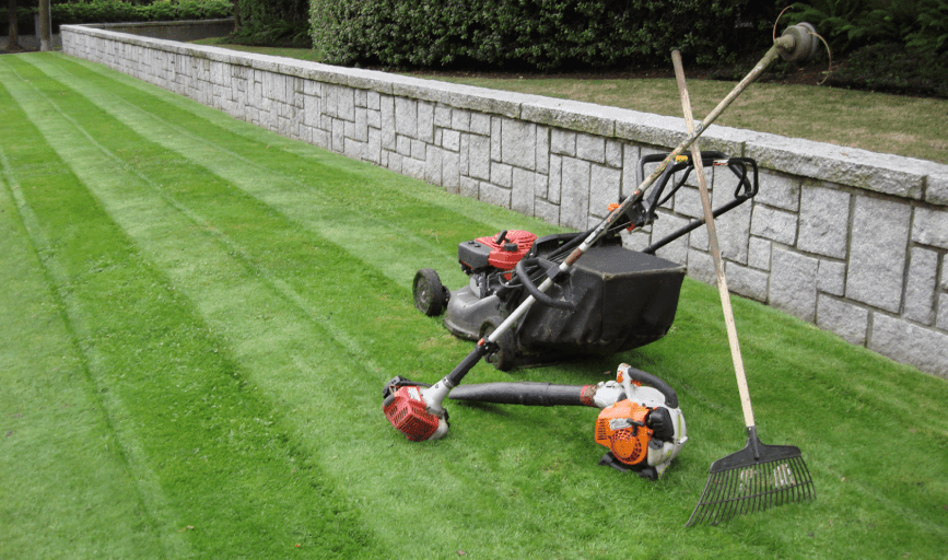 Axel’s Lawn Maintenance