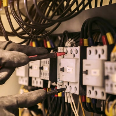 Circuit Breaker Repair