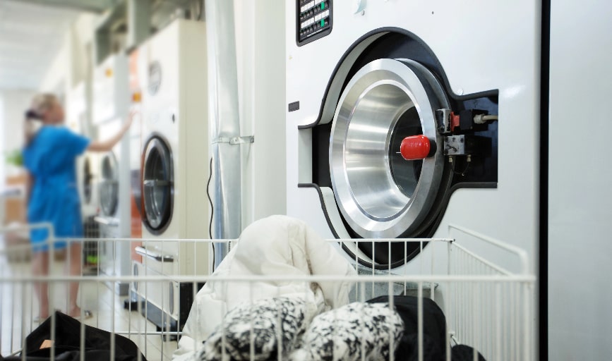 Lake Plaza Laundromat