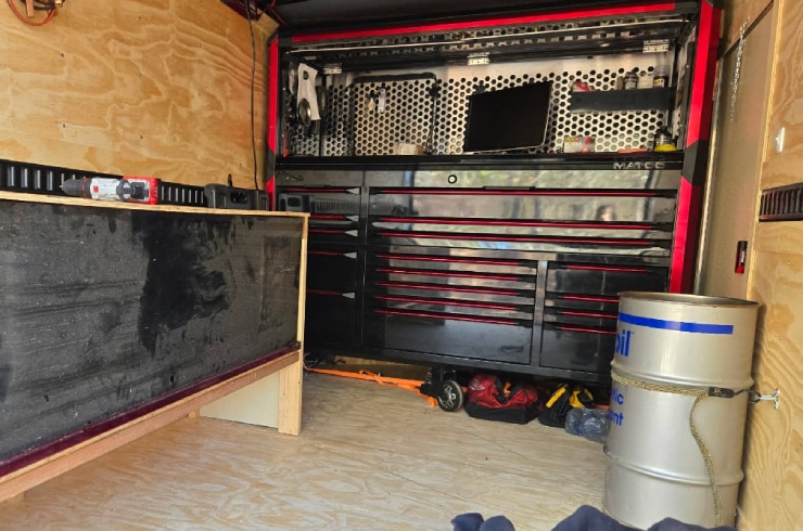 Hollowcreek Automotive 