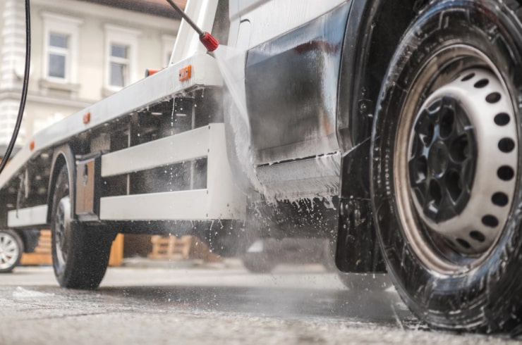 Basic Car Wash Headlights Cleaning