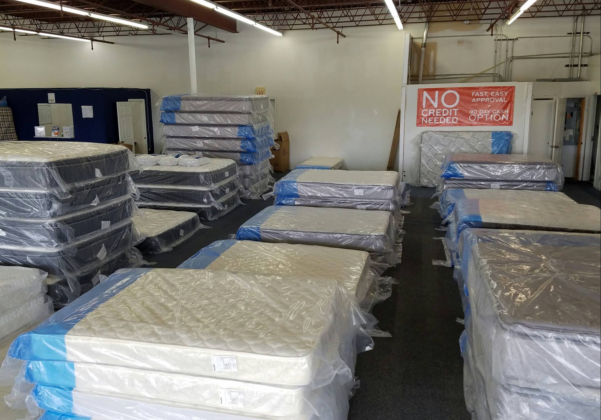 Mattress Clearance Center of Muncie Offers Foam Mattresses in Muncie, IN