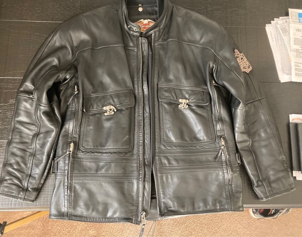 Don's Alterations & Embroidery Offers Dress Alterations in San Diego