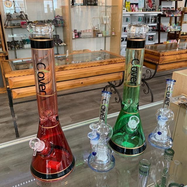 Mr. Nice Guys Smoke Emporium Offers Bongs in Melbourne, FL 32901