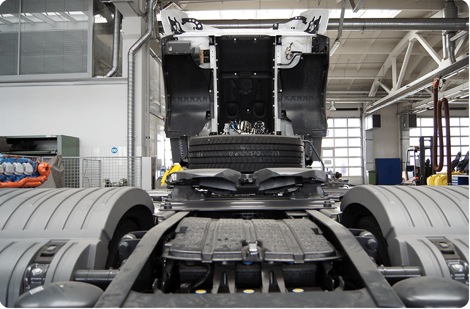 Semi-Truck Tire Repair 