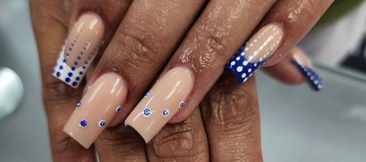 Yeiri's Nails & Spa Offers Acrylic Nails in Anchorage, AK 99504