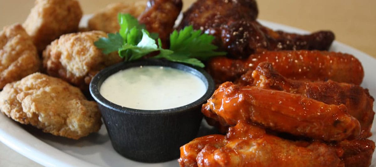 Straw Hat Pizza Serves Boneless Wings in Fremont, CA 94538