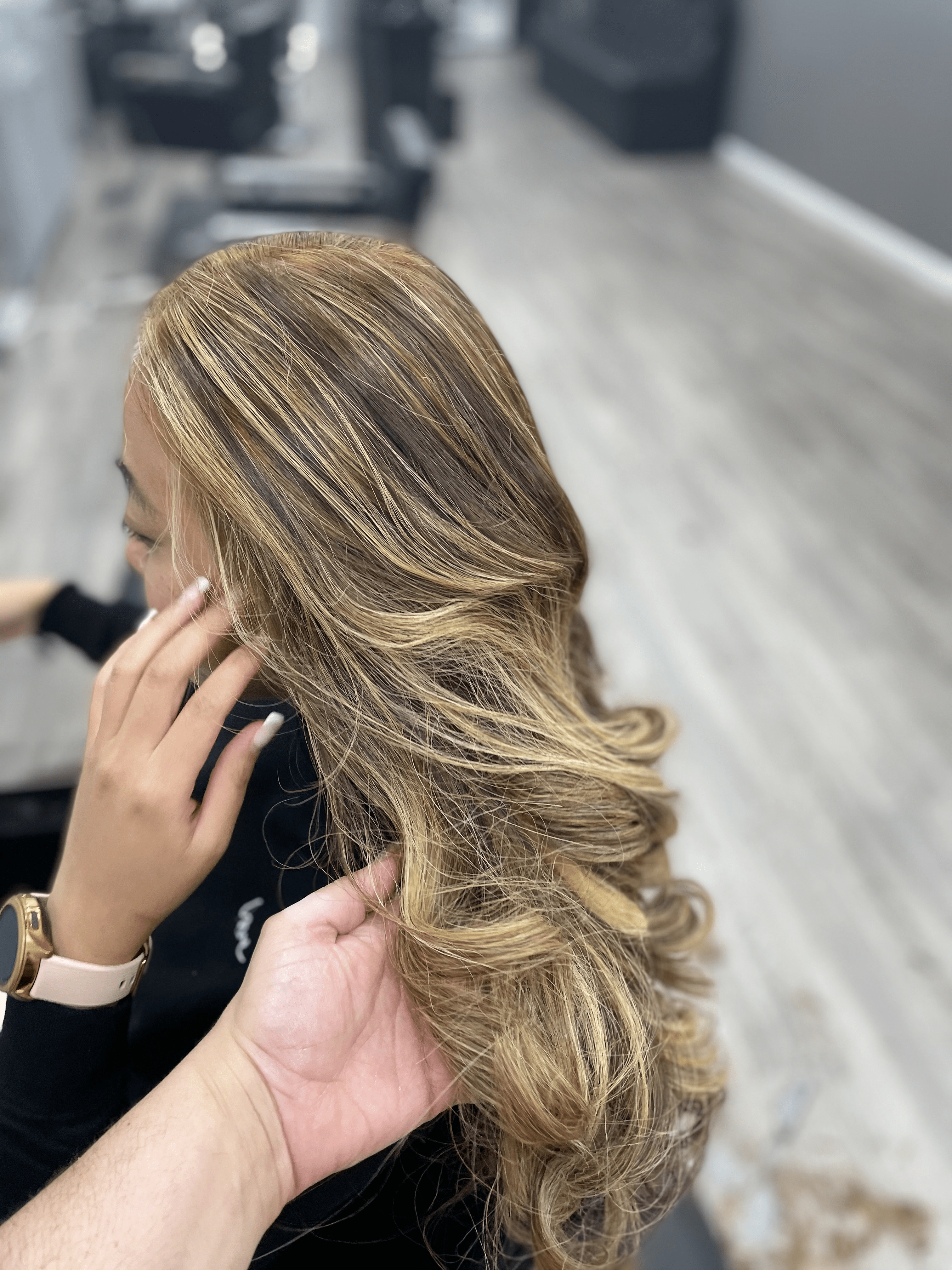 D'Aje Salon is a Hair Salon in Woodbridge Township, NJ 07095