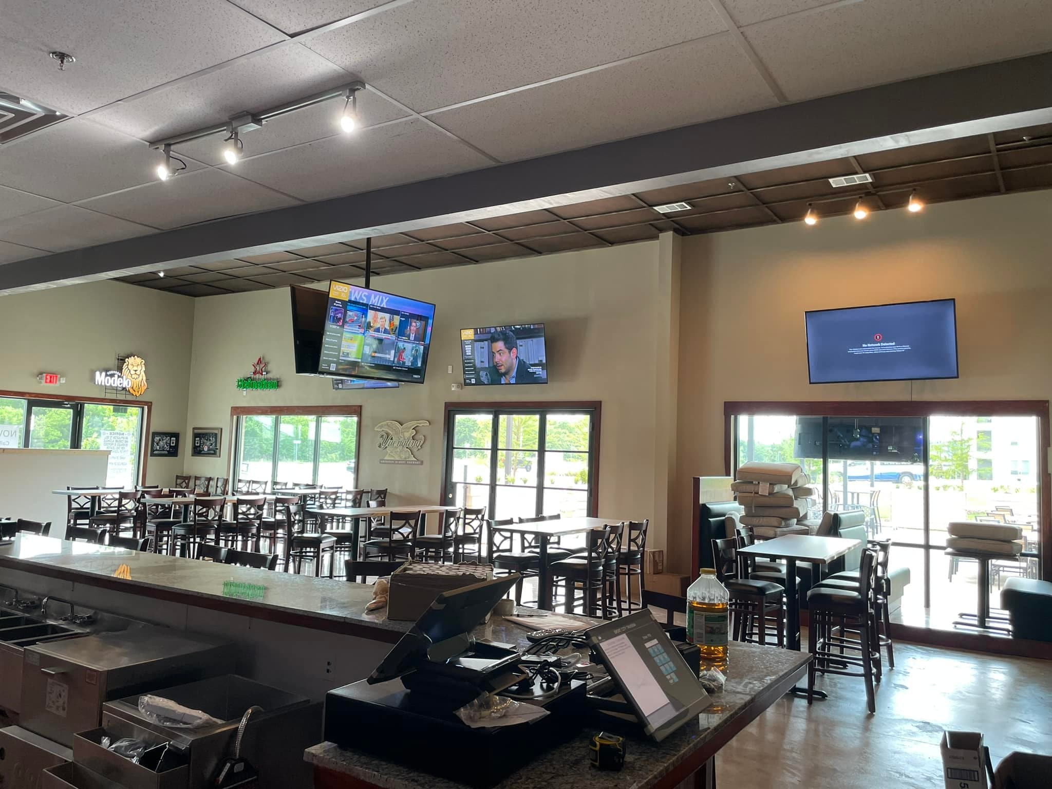 Sports City Taverna Offers Take Out in Fort Worth, TX 76244