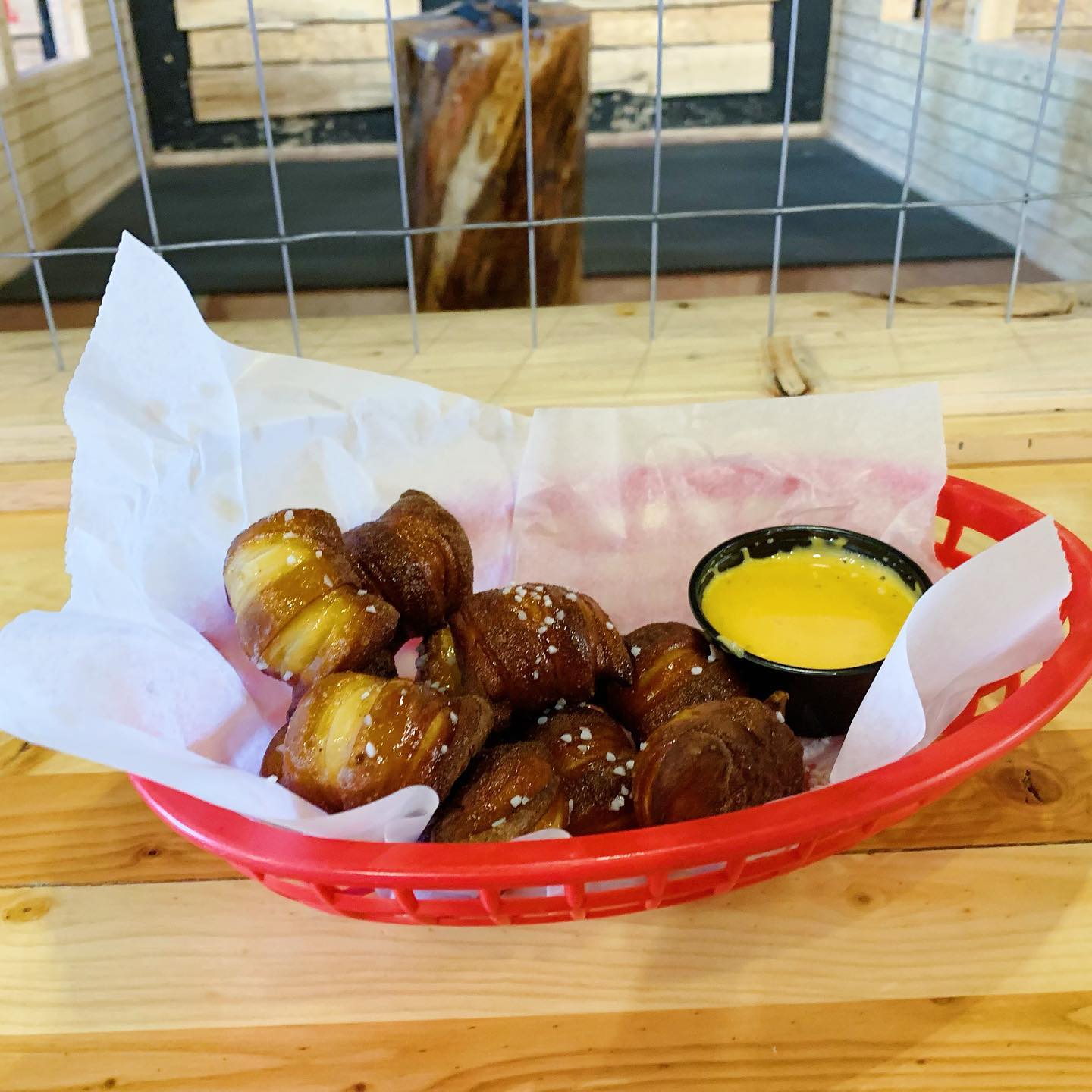 The Axe Bar has Gambling Machines in Champaign, IL 61820