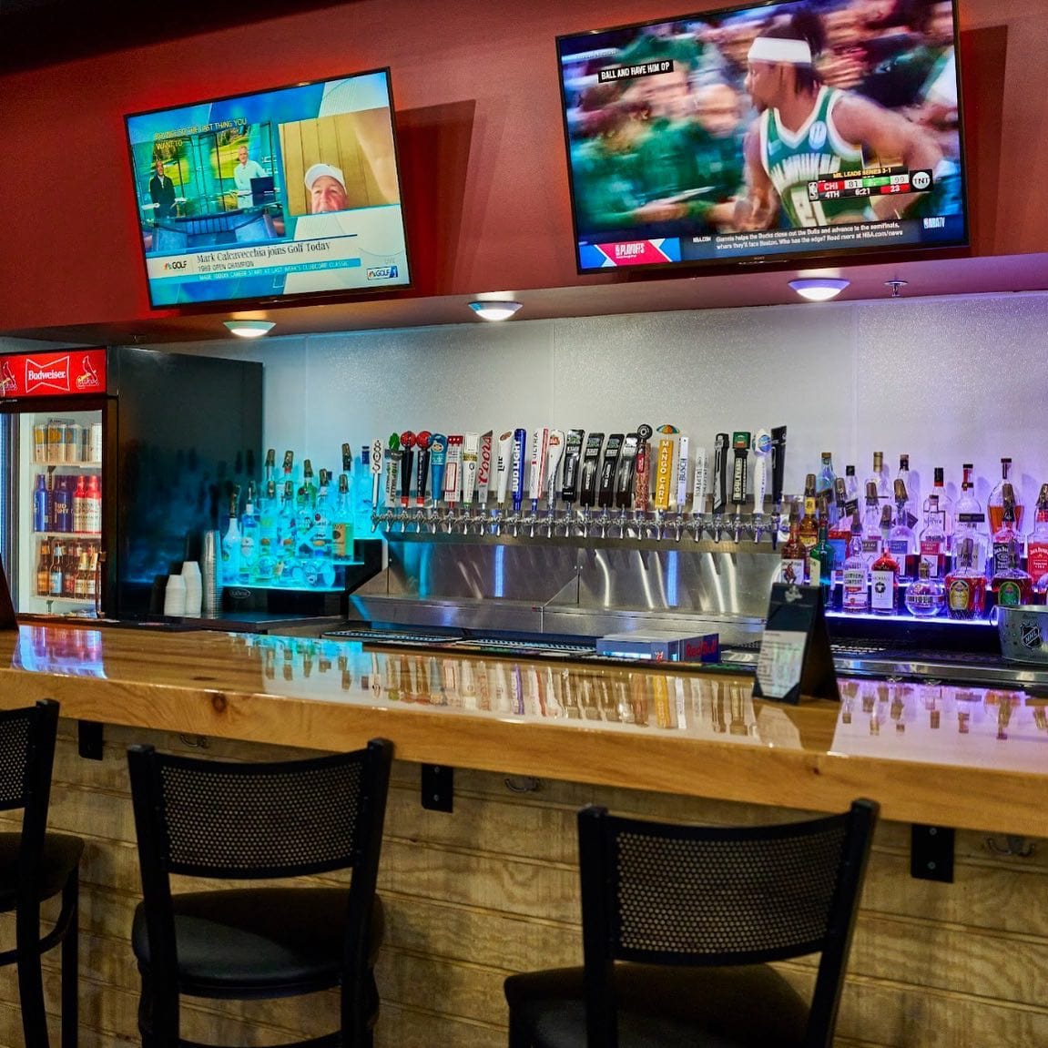 The Axe Bar has Gambling Machines in Champaign, IL 61820