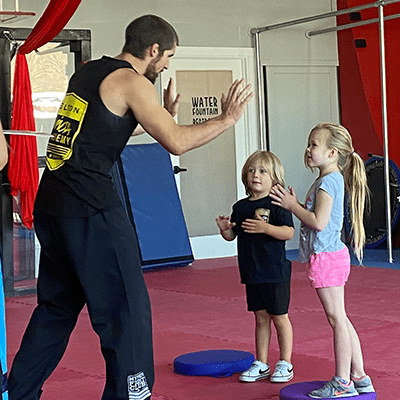 WOMEN'S SELF DEFENSE CLASSES