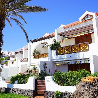 VACATION PACKAGES