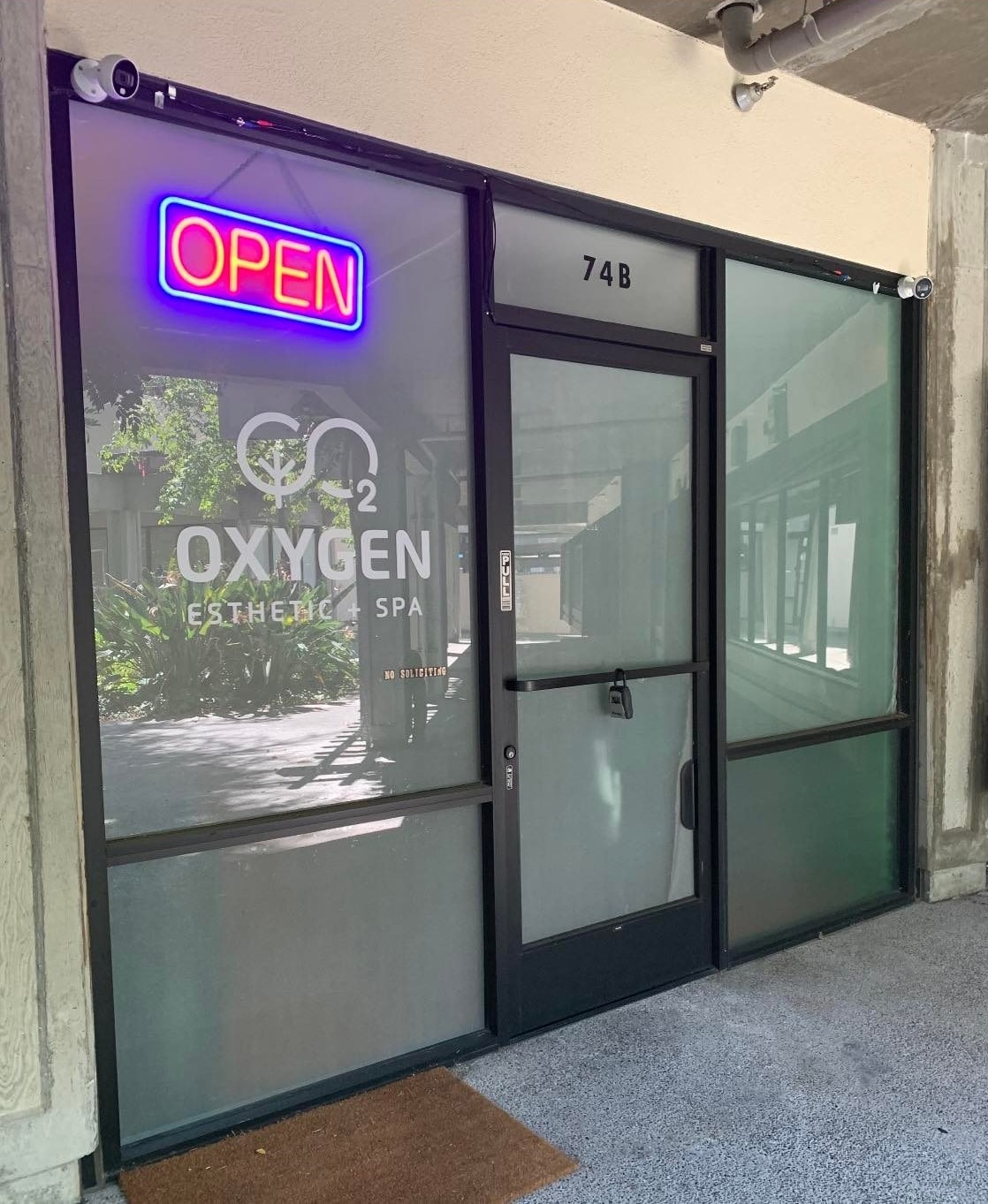Oxygen Esthetic and Spa Offers Hot Stone Massages in Mountain View, CA