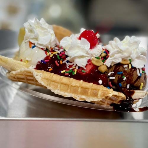 Krave Desserts And More is a Cafe in Doniphan, MO 63935