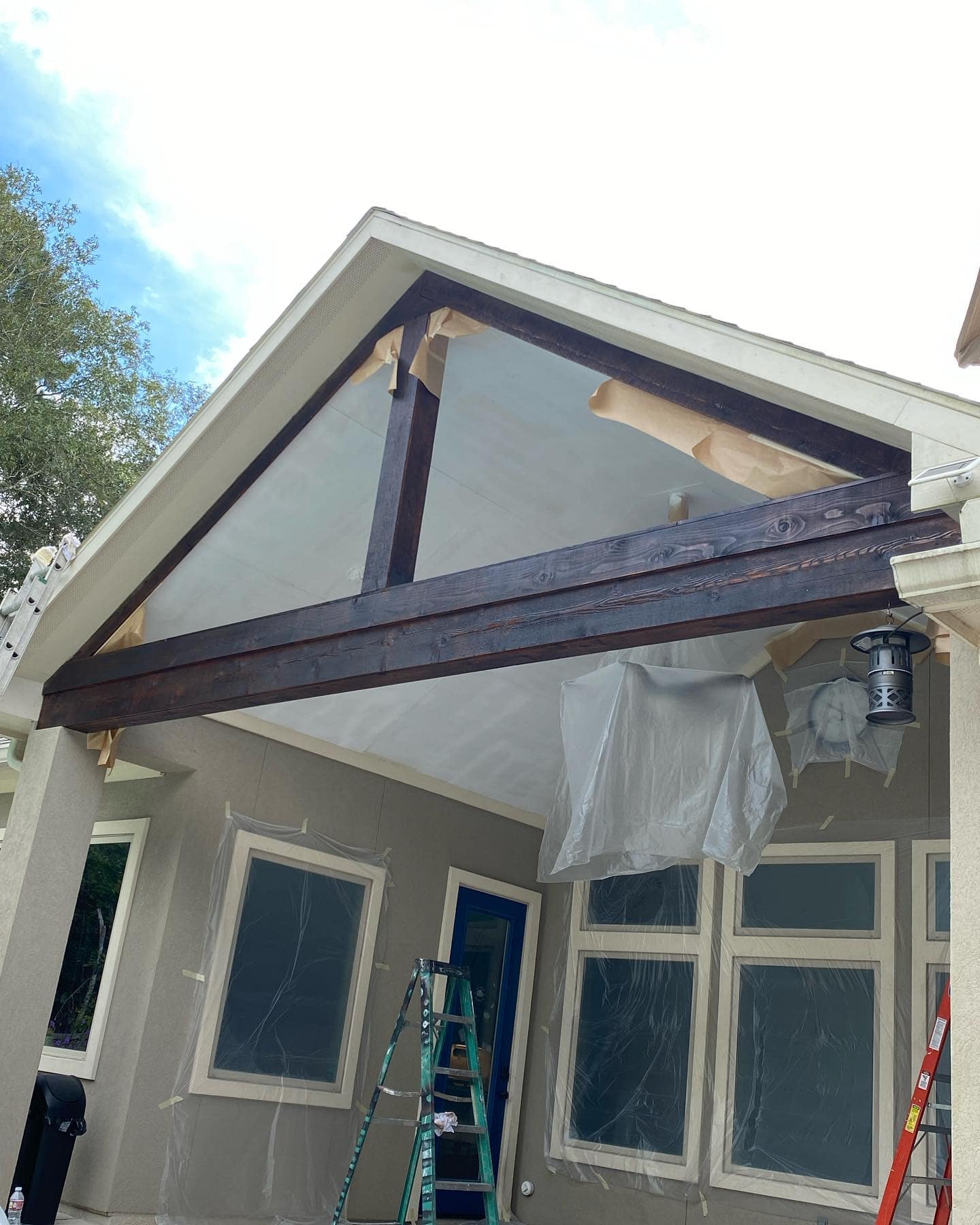 Kingwood Door Refinishing & Painting Offers Interior Home Painting in