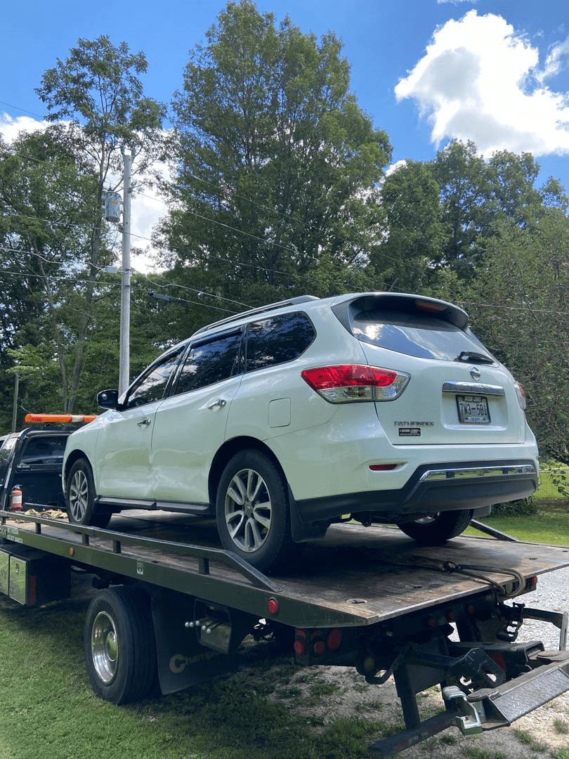 Bowman's Towing & Recovery Offers Flat Tire Repairs in South Pittsburg