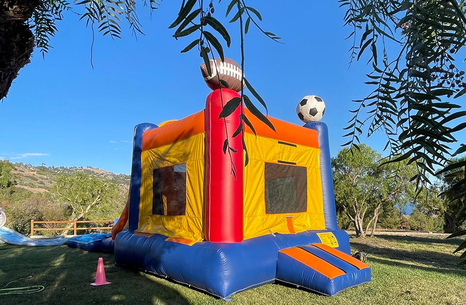Jump Kids Party Rentals Offers Party Rentals in Compton, CA 90220