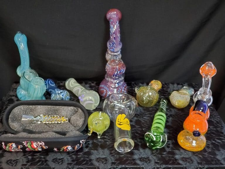 IDrip Vape Shop Sells Glass Bongs in Santa Clarita, CA 91350