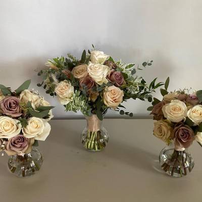 FLOWER ARRANGEMENTS