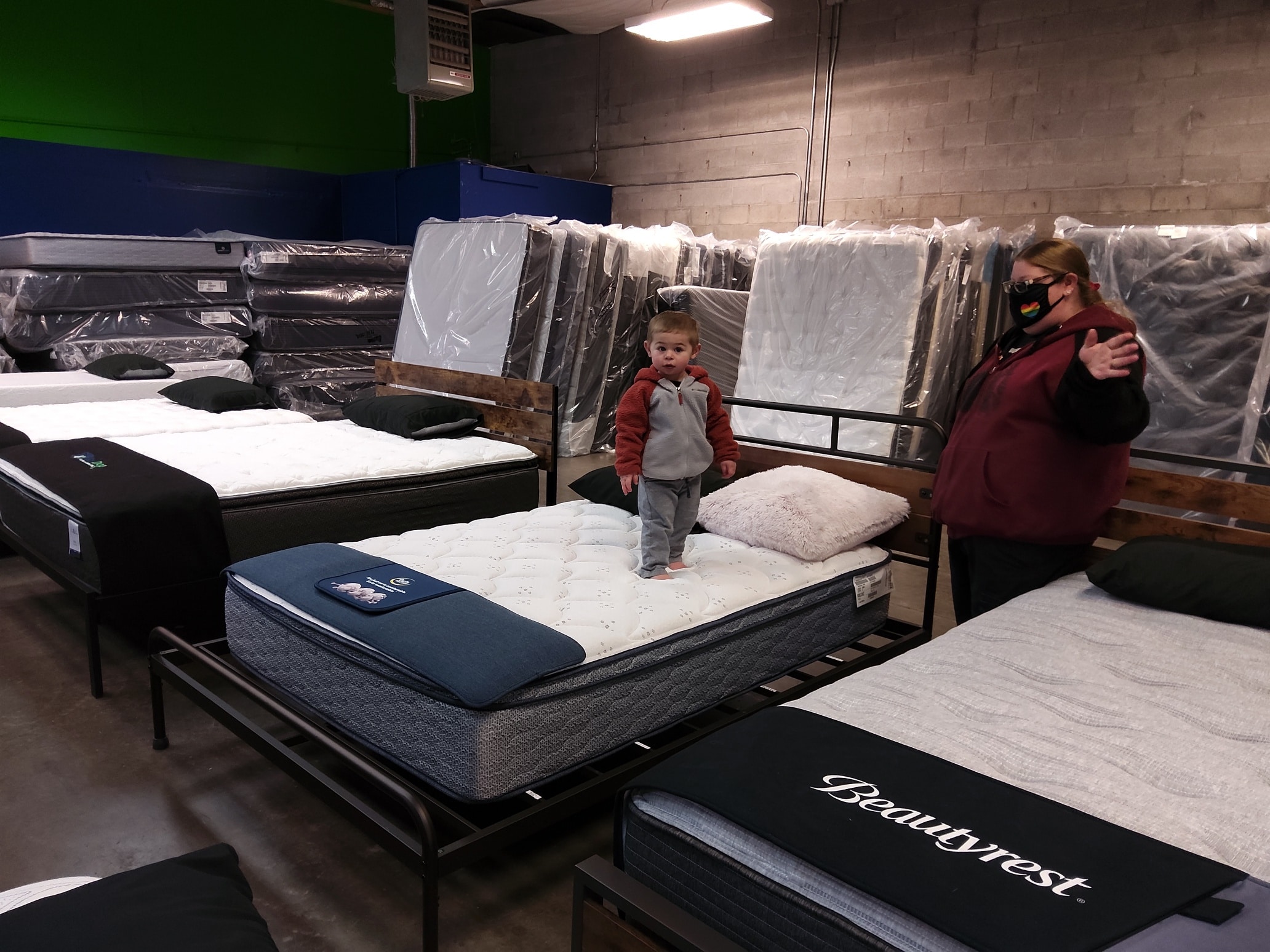 Bed Heads Discount Mattress is a Bed Frame Store in Bend, OR 97702