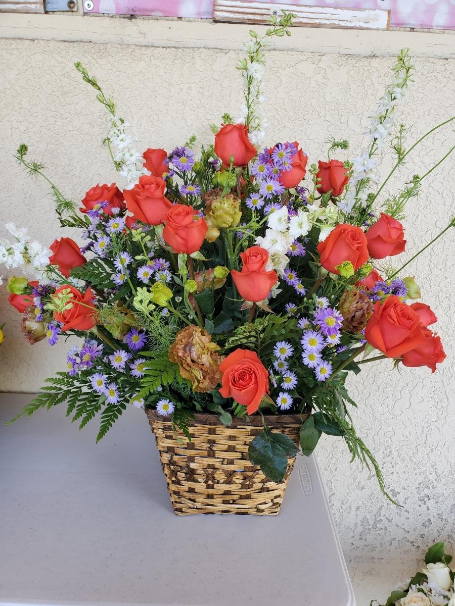 Sandy's Florist Shop Offers Holiday Flowers in Perris, CA 92570