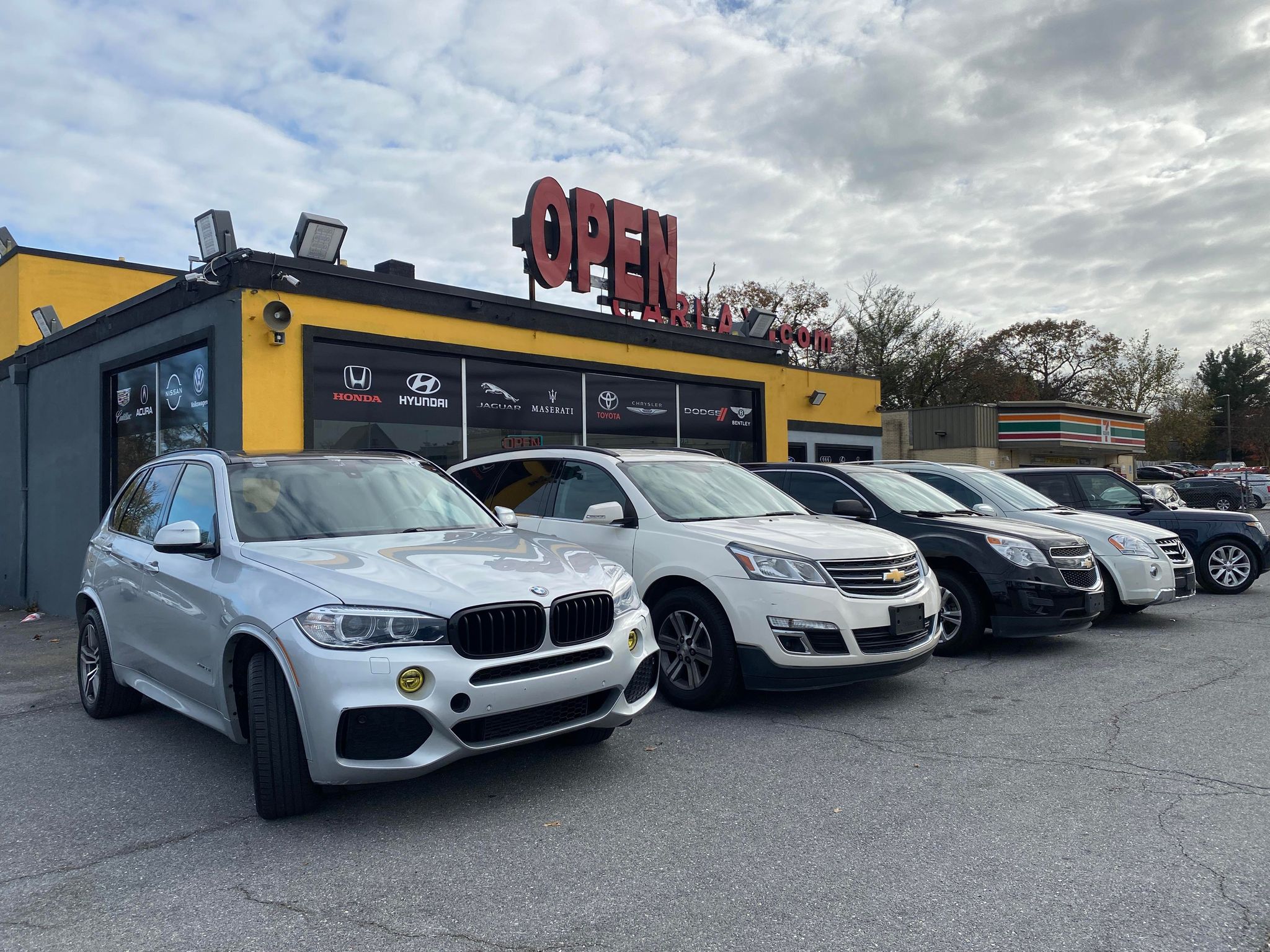 Carlax Used Car Dealer is a Truck Dealership in Laurel, MD 20707