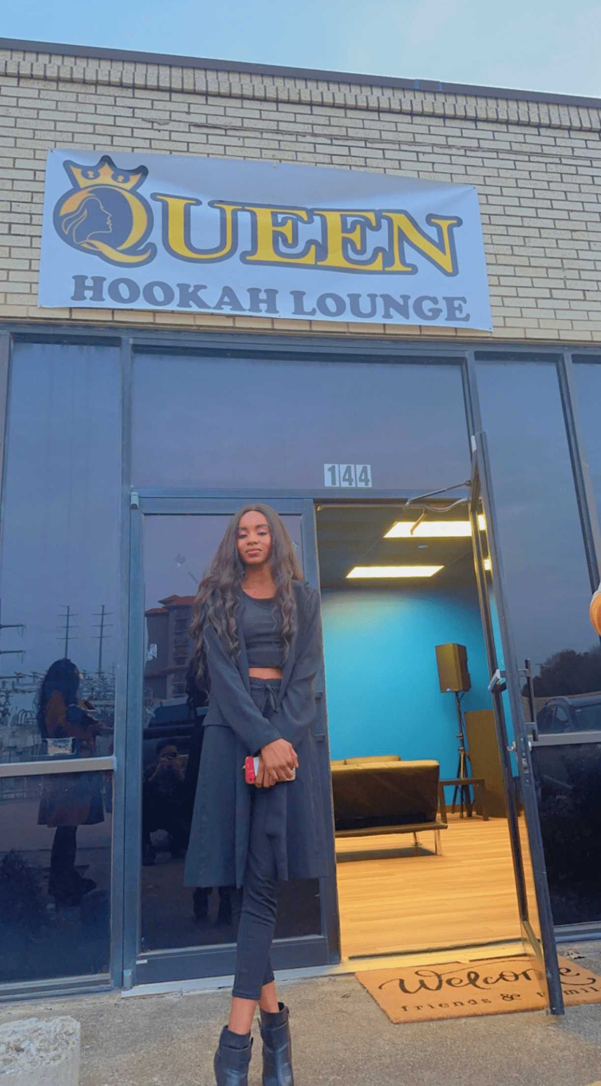 Queen Hookah Lounge is a Live Sports Bar in Irving, TX 75061