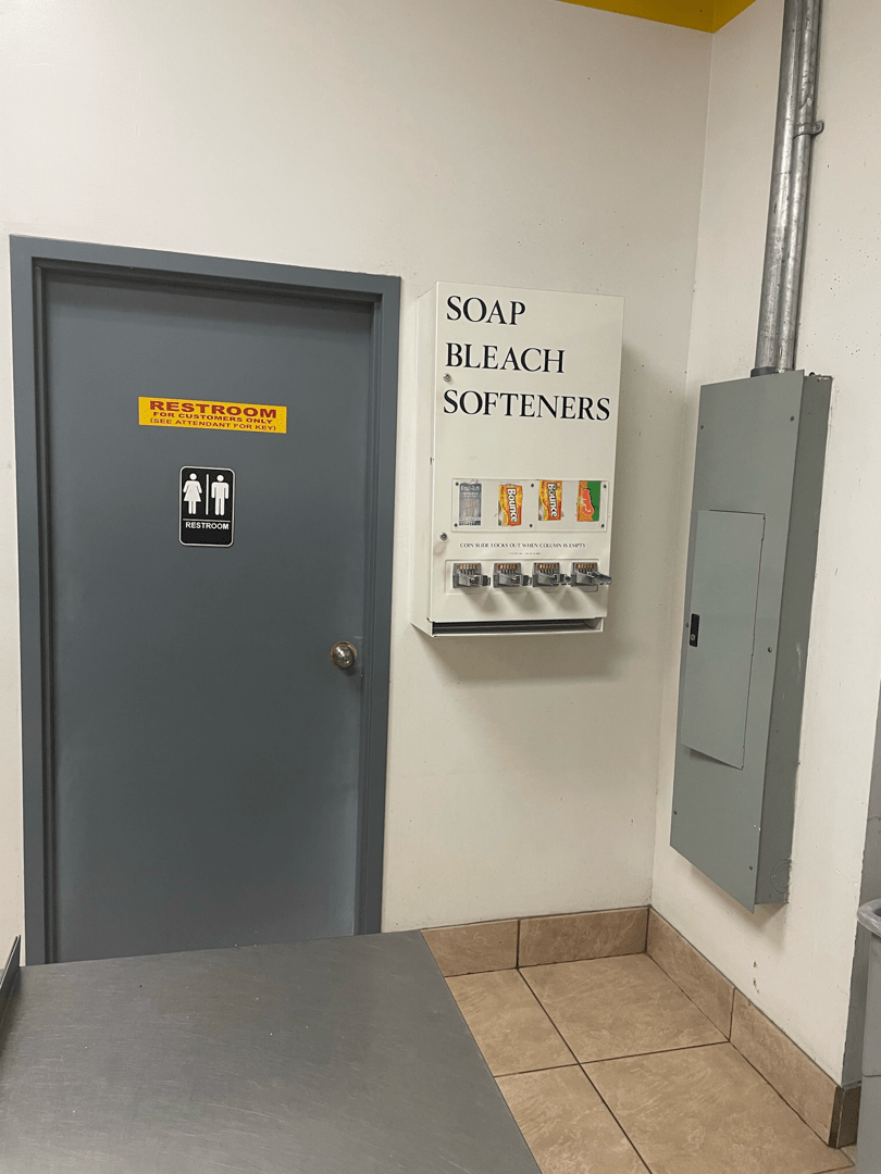 24/7 Coin Laundry is a Coin Laundromat in Baton Rouge, LA 70811