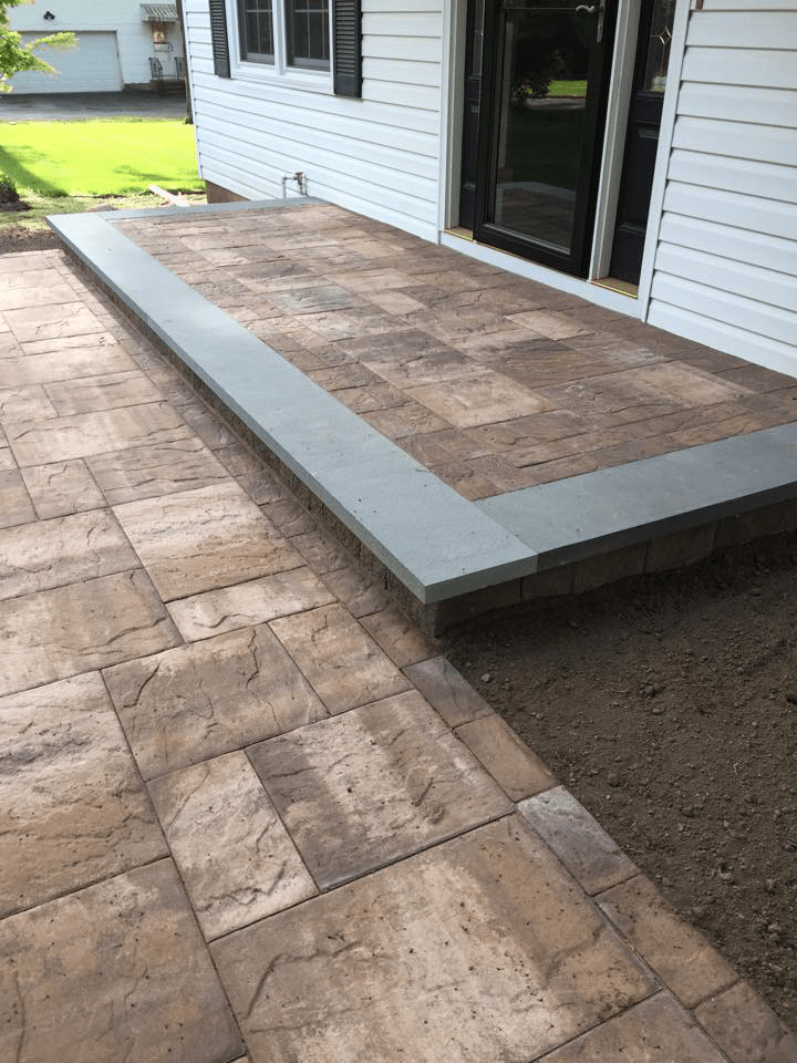 Superior Lawns and Landscaping Offers Landscape Lighting Services in