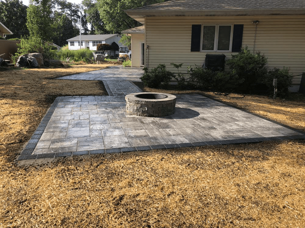 Superior Lawns and Landscaping Offers Landscape Lighting Services in